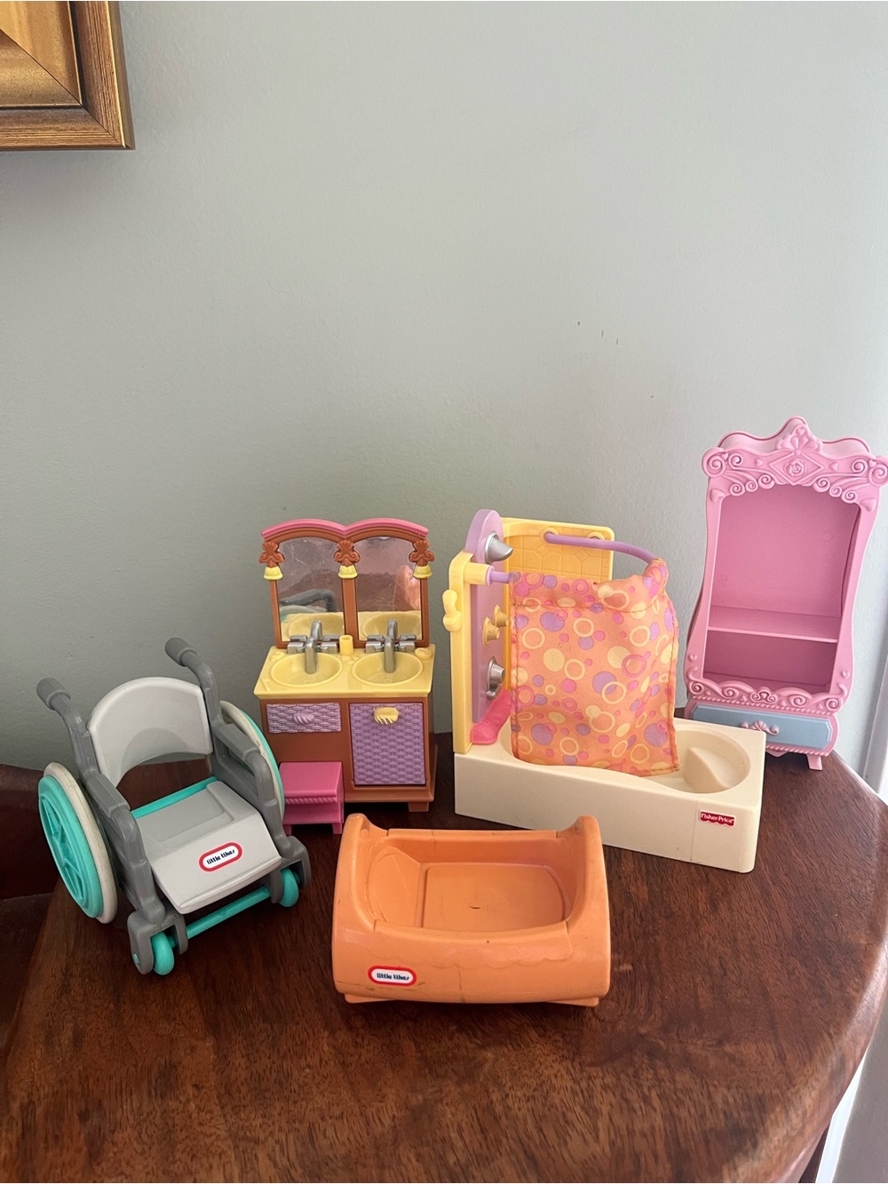 Little tikes vintage Doll Furniture lot bath tub sink wheel chair crib